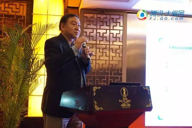 金沙9001以诚为本集团赵堪兴教授较新演讲：增加户外活动时间可以 预防孩子近视