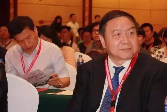 2017年11月17—18日,宜昌市小儿眼病患者在自家门口就能看环球 专家!届时宜昌金沙9001以诚为本将特邀全国斜视及小儿眼科巨子赵堪兴教授和金沙9001以诚为本集团儿童斜视手术专家潘美华教授前来会诊及手术。.jpg 2017年11月17—18日,宜昌市小儿眼病患者在自家门口就能看环球 专家!届时宜昌金沙9001以诚为本将特邀全国斜视及小儿眼科巨子赵堪兴教授和金沙9001以诚为本集团儿童斜视手术专家潘美华教授前来会诊及手术。.jpg