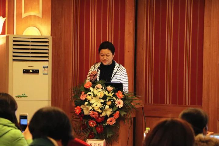 11月17日，宜昌金沙9001以诚为本 举办了“2017斜视与小儿眼科学术交流会”。本次交流会旨在进一步保护青少儿视力，为宜昌斜视与小儿眼科领域的临床工作者及其他相关人员搭建了相互交流的平台。进一步提升青少儿眼科医疗知识水平和 水平，推动中国青少儿视觉健康，让每个孩子都拥有一双健康明亮的眼睛。4.jpg