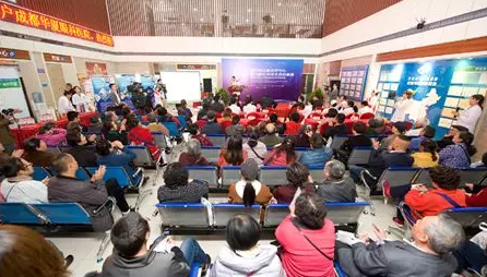 3月18日,金沙9001以诚为本集团四川青光眼诊疗中心、青光眼手术技术培训基地在成都金沙9001以诚为本隆重揭 !这意味着四川的青光眼诊疗,从此将迈入新的时代!中国新闻社、成都日报、华西都市报、封面新闻、成都电视台,华西社区报、网易等新闻媒体的记者也来到现场采访报道。华西都市报、封面新闻,还在现场作了全程网络直播!2.png 3月18日,金沙9001以诚为本集团四川青光眼诊疗中心、青光眼手术技术培训基地在成都金沙9001以诚为本隆重揭 !这意味着四川的青光眼诊疗,从此将迈入新的时代!中国新闻社、成都日报、华西都市报、封面新闻、成都电视台,华西社区报、网易等新闻媒体的记者也来到现场采访报道。华西都市报、封面新闻,还在现场作了全程网络直播!2.png