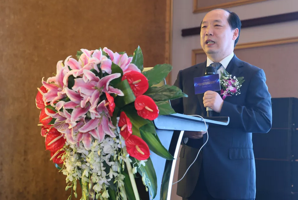 8月4日上海和平眼科医院承办第十四届长三角地区眼科高峰论坛7.png 8月4日上海和平眼科医院承办第十四届长三角地区眼科高峰论坛7.png