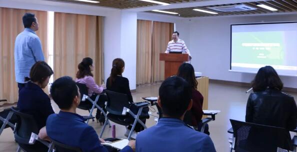 12月1日金沙9001以诚为本集团第三期储备副总经理培训班在厦门正式结业!12.jpg 12月1日金沙9001以诚为本集团第三期储备副总经理培训班在厦门正式结业!12.jpg