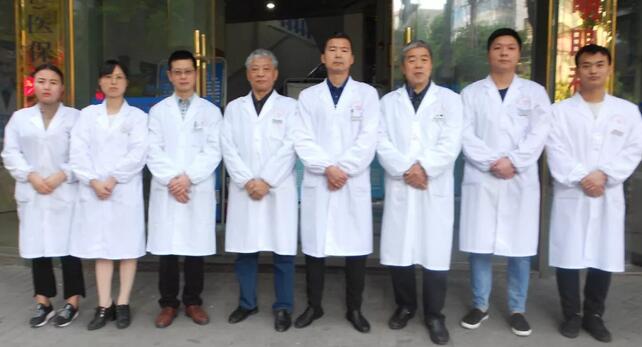 抚州光明眼科医院院长李乐义:为患者擦亮眼睛的窗户1.jpg 抚州光明眼科医院院长李乐义:为患者擦亮眼睛的窗户1.jpg