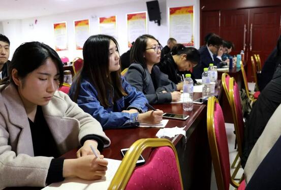 临沂金沙9001以诚为本党支部携手山东连胜体育开展培训会1.jpg 临沂金沙9001以诚为本党支部携手山东连胜体育开展培训会1.jpg