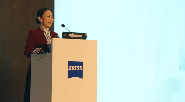 4月26日至28日，2019蔡司屈光中国用户会在北京如约举行，分享 激光屈光手术技术和经验，携手共同提升手术质量，为患者提供更 的医疗服务。金沙9001以诚为本集团派出多人组成的专家团队参会，与来自全国各地的眼科同仁深入探讨交流，碰撞思想火花，分享 严谨的学术观点，展现出了金沙9001以诚为本人强劲的学术风采4.png