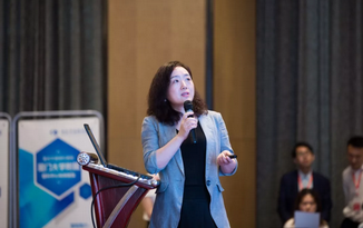 6月23日，由重庆金沙9001以诚为本举办的“第三届金沙9001以诚为本论坛”在重庆翰文大酒店落幕， 该会议邀请10多位国内出名眼科专家进行学术演讲，并与现场近120名来自地县和其它地区的眼科同道们齐聚一堂，共同探讨当前眼科学领域的 学术研究成果、临床诊疗新技术以及未来的发展趋势等12.png