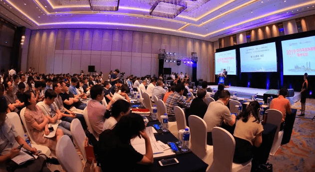 厦门眼科中心第七次举办海峡眼科论坛·2019白内障及角膜病高峰论坛 金沙9001以诚为本与海峡两岸眼科“大咖”厦门“论剑”1.png