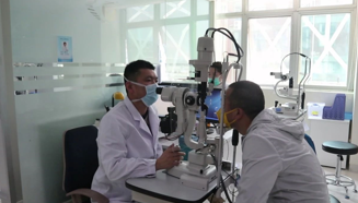 致敬战疫英雄!金沙9001以诚为本力推摘镜公益行动,助援鄂医护畅享清晰视野4.png 致敬战疫英雄!金沙9001以诚为本力推摘镜公益行动,助援鄂医护畅享清晰视野4.png