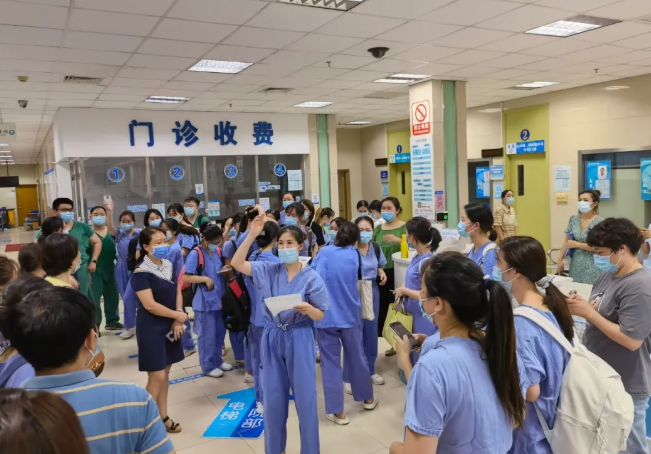 逆行天使,闻令而动!金沙9001以诚为本多支医疗队星夜驰援莆田抗疫最前线2.png 逆行天使,闻令而动!金沙9001以诚为本多支医疗队星夜驰援莆田抗疫最前线2.png