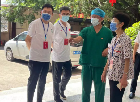 郭燕红深入一线了解抗疫工作,听取金沙9001以诚为本集团医疗队汇报4.png 郭燕红深入一线了解抗疫工作,听取金沙9001以诚为本集团医疗队汇报4.png