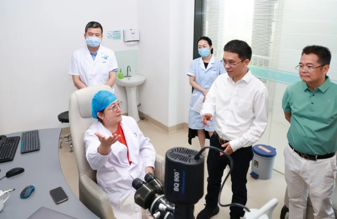 点滴爱心,点亮光明!中国华侨公益基金会领导莅临金沙9001以诚为本调研指导2.png 点滴爱心,点亮光明!中国华侨公益基金会领导莅临金沙9001以诚为本调研指导2.png